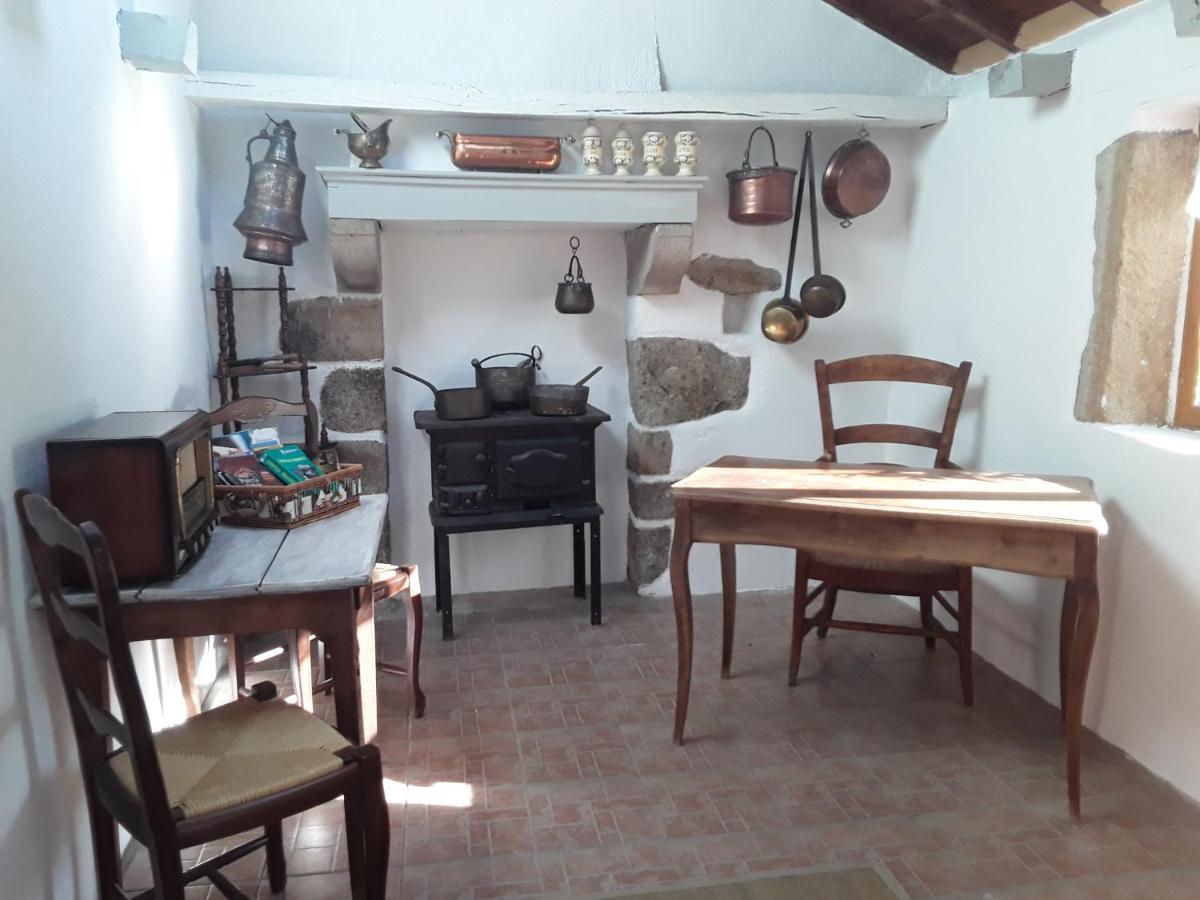 Bed and Breakfast La Belle Ame Saint-Priest-des-Champs Zewnętrze zdjęcie